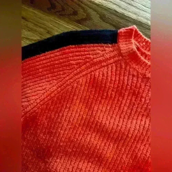 FOREVER 21 - ORANGE SWEATER WITH BLACK ARM STRIPES - SIZE SMALL - Picture 7 of 9